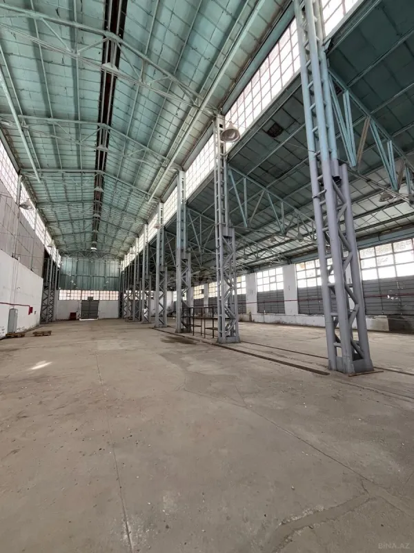 Kirayə verilir obyekt 1000 m²