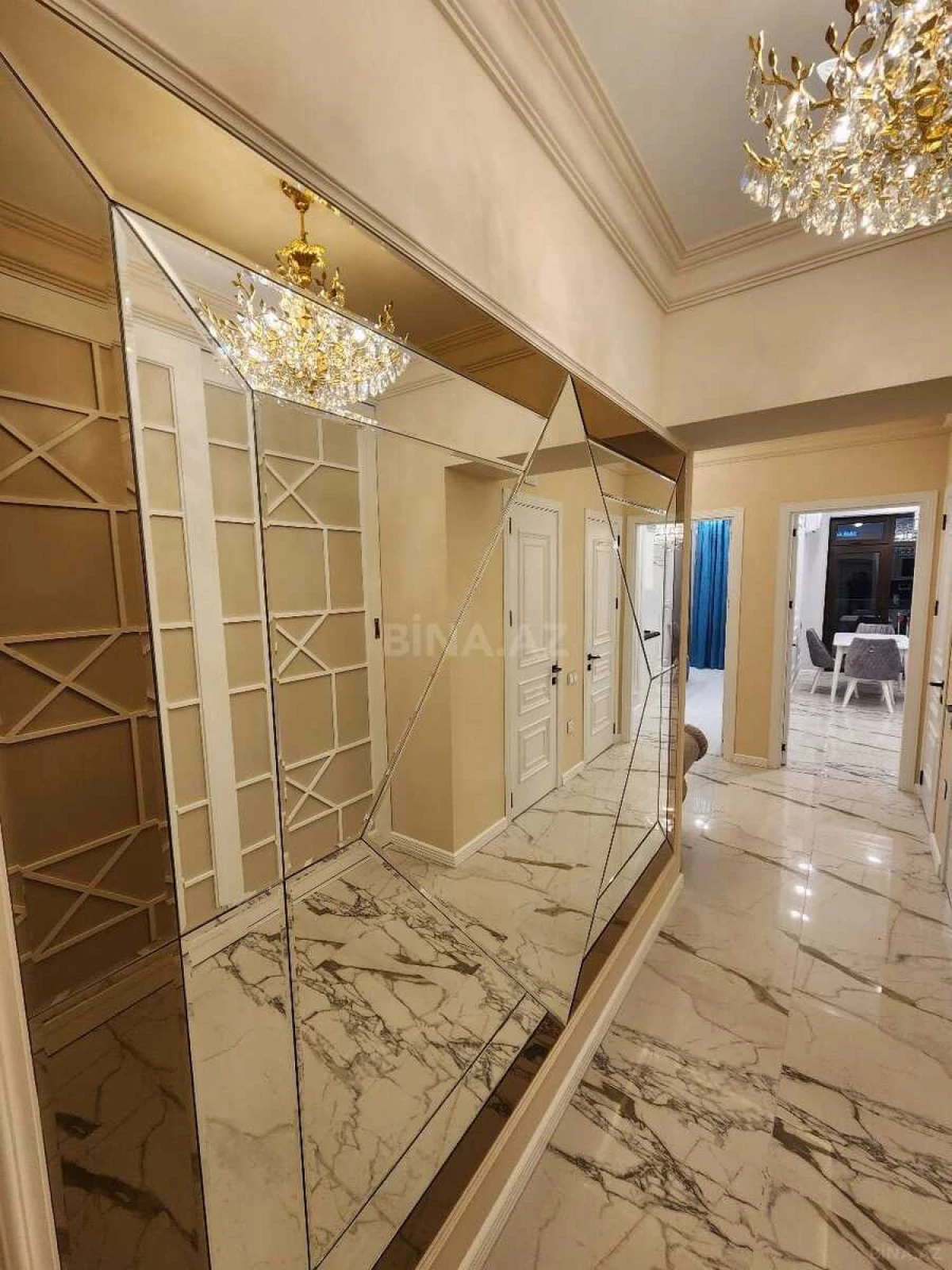 Kirayə verilir 2 otaqlı mənzil 110 m²
