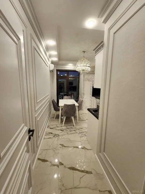 Kirayə verilir 2 otaqlı mənzil 110 m²