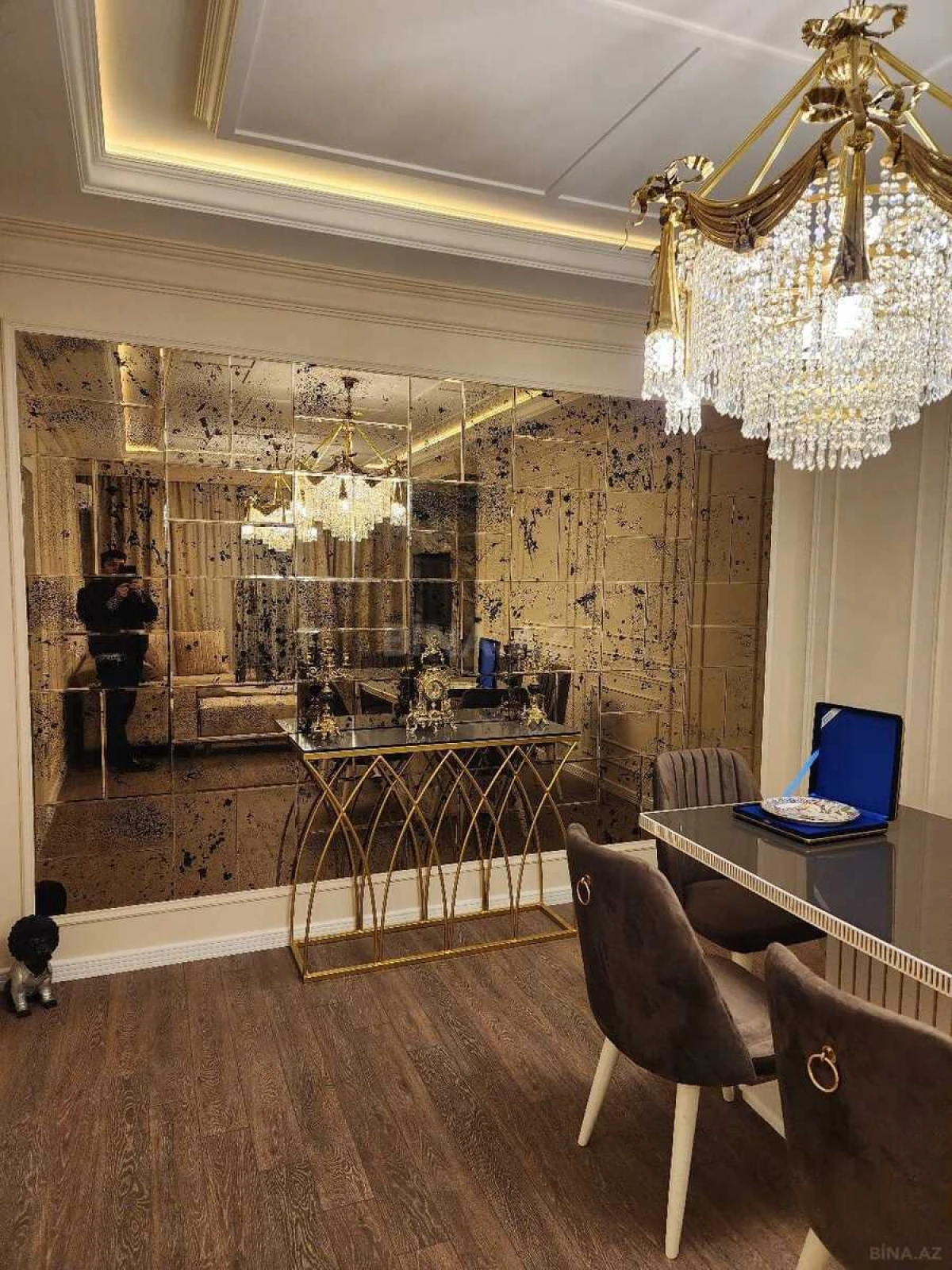 Kirayə verilir 2 otaqlı mənzil 110 m²