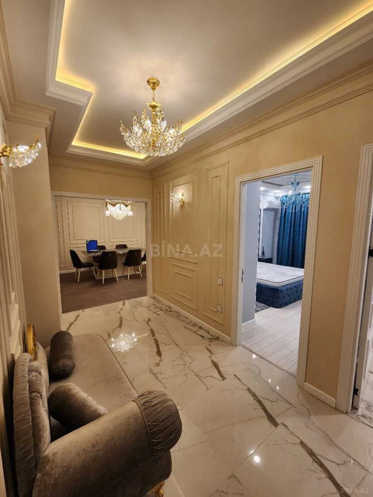 Kirayə verilir 2 otaqlı mənzil 110 m²