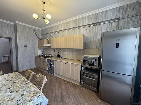 Kirayə verilir 3 otaqlı mənzil 125 m²
