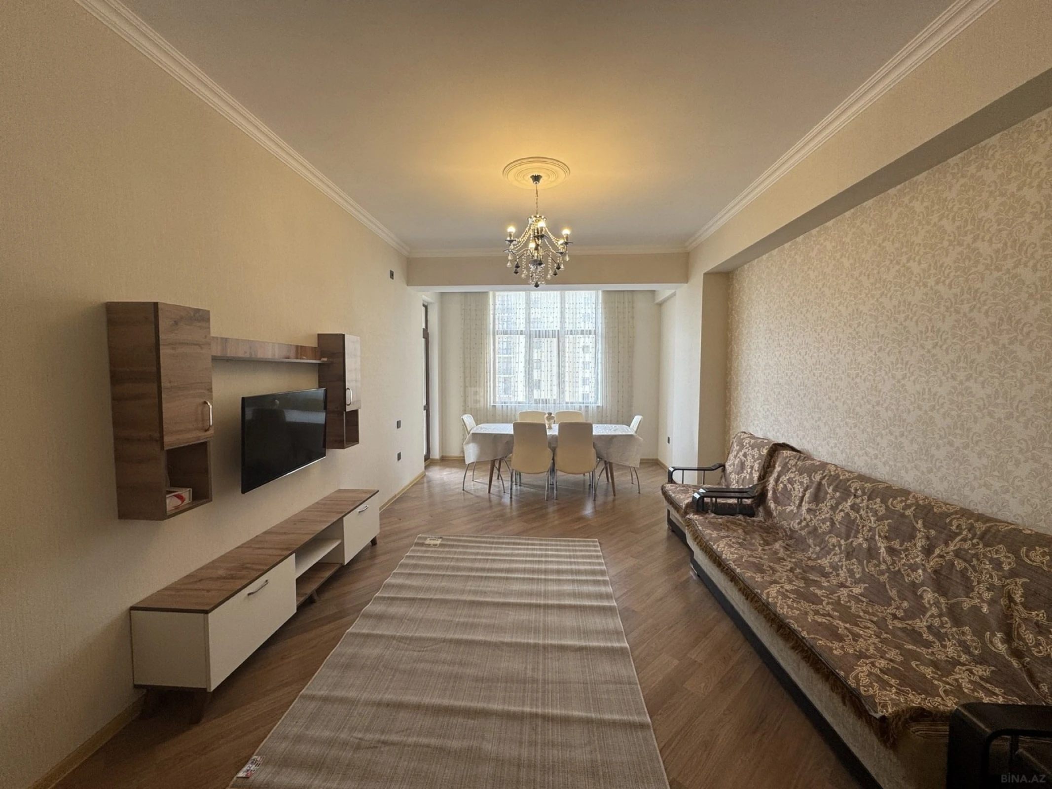 Kirayə verilir 3 otaqlı mənzil 125 m²