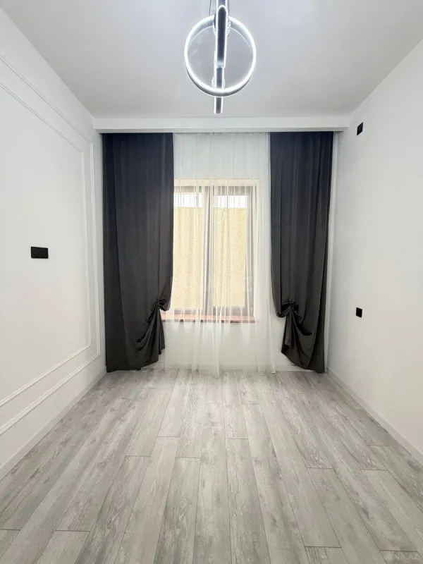 Satılır 4 otaqlı həyət evi 160 m²