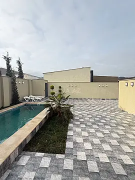 Satılır 4 otaqlı həyət evi 160 m²