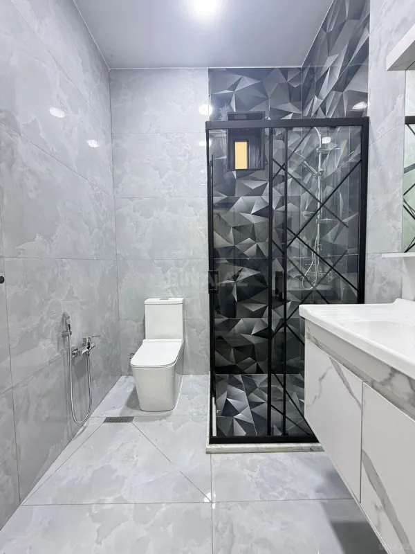 Satılır 4 otaqlı həyət evi 160 m²