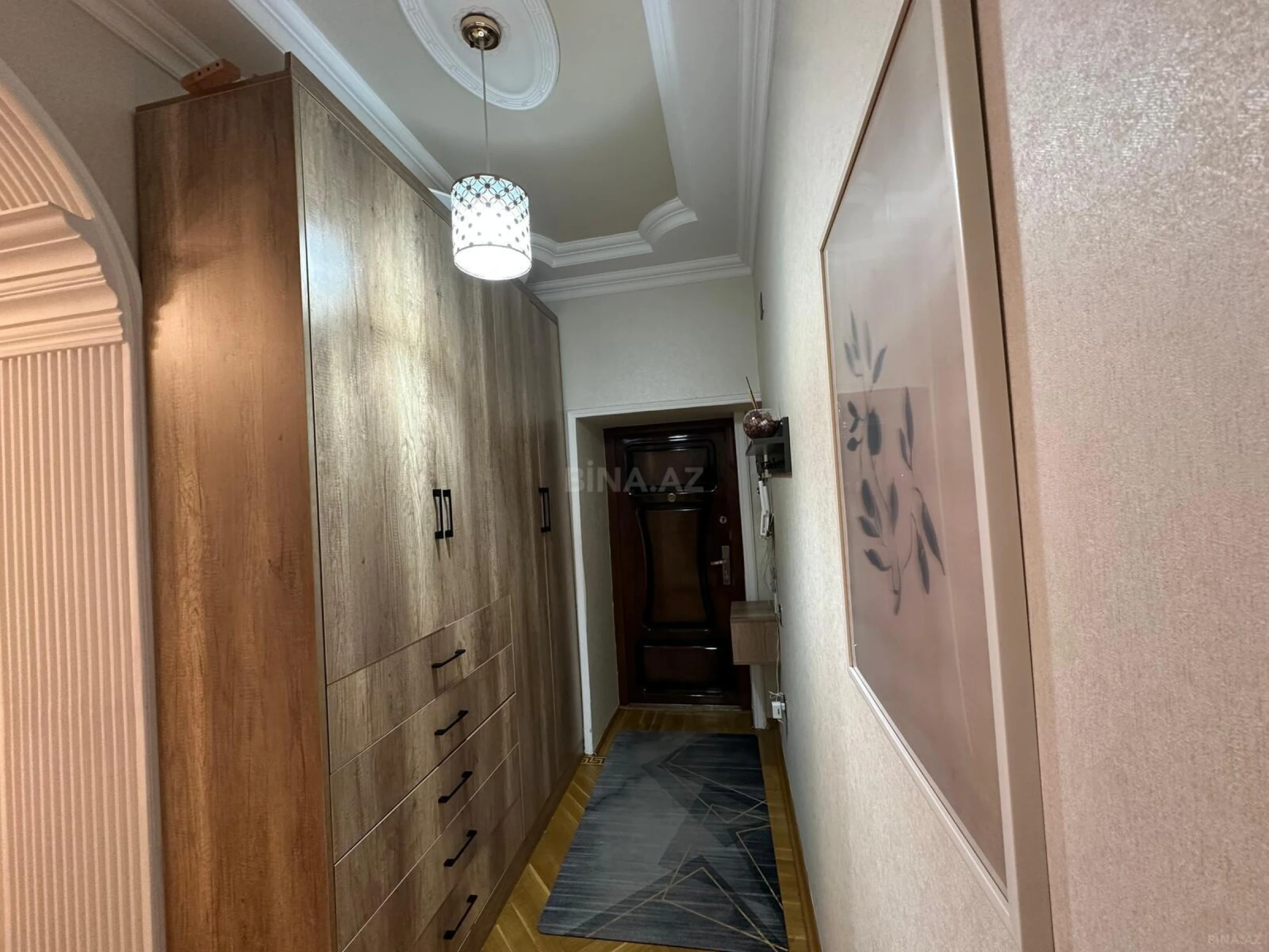 Satılır 2 otaqlı mənzil 88 m²