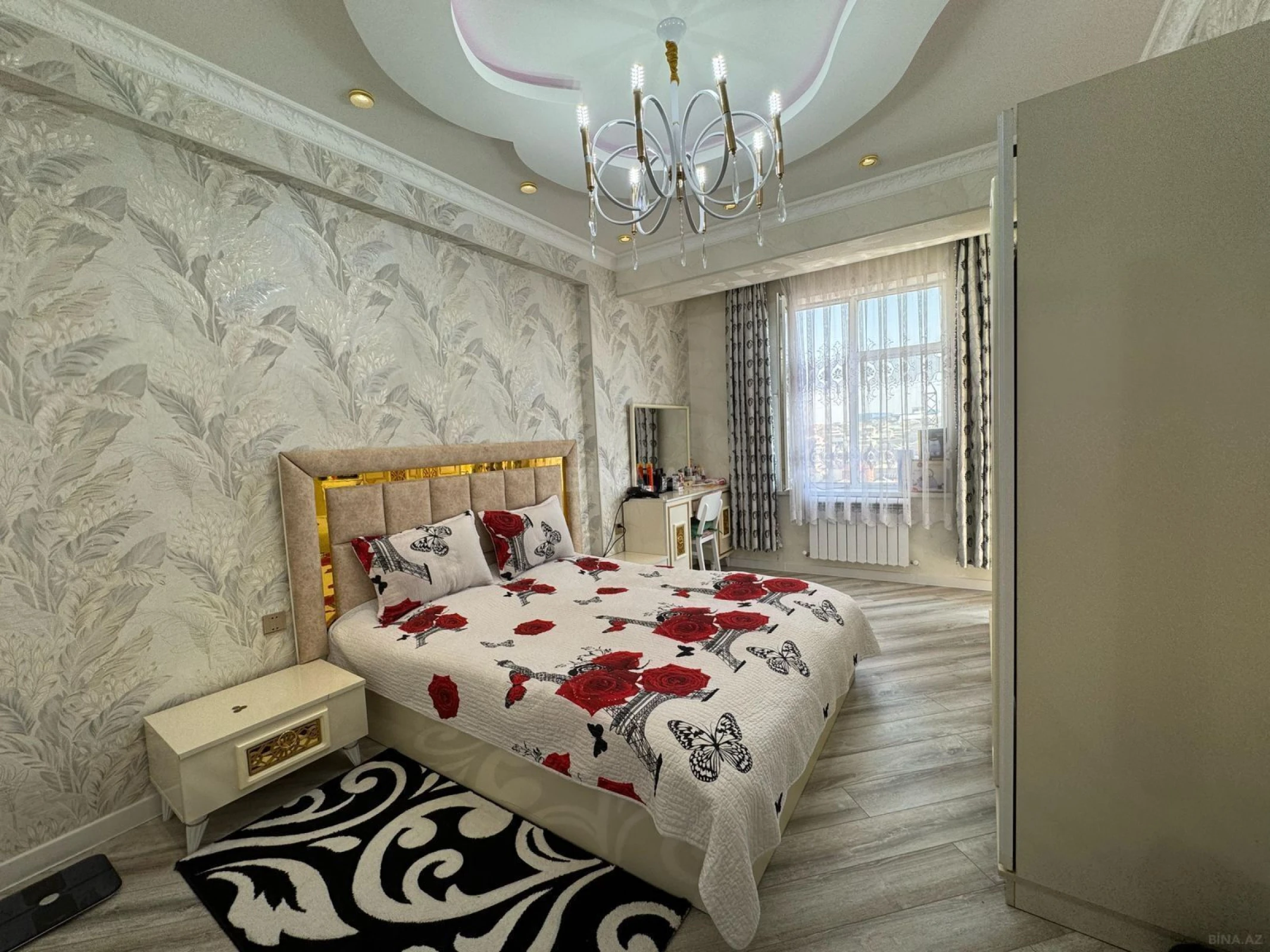 Satılır 3 otaqlı mənzil 100 m²