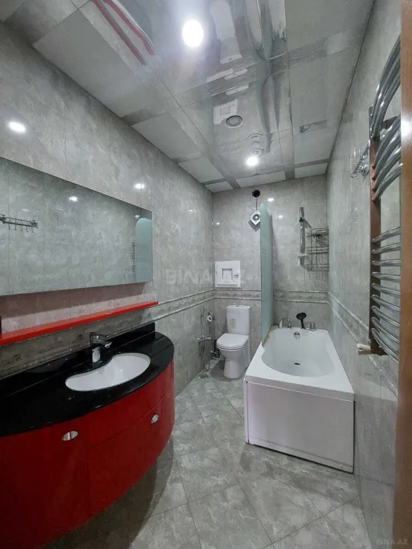 Kirayə verilir 4 otaqlı mənzil 220 m²