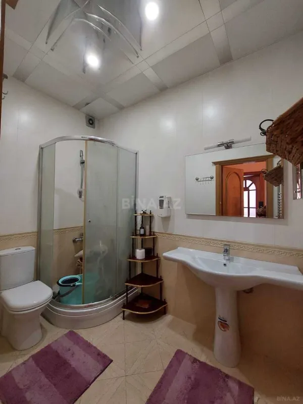 Kirayə verilir 4 otaqlı mənzil 220 m²