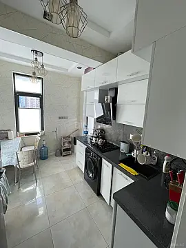Satılır 3 otaqlı mənzil 90 m²