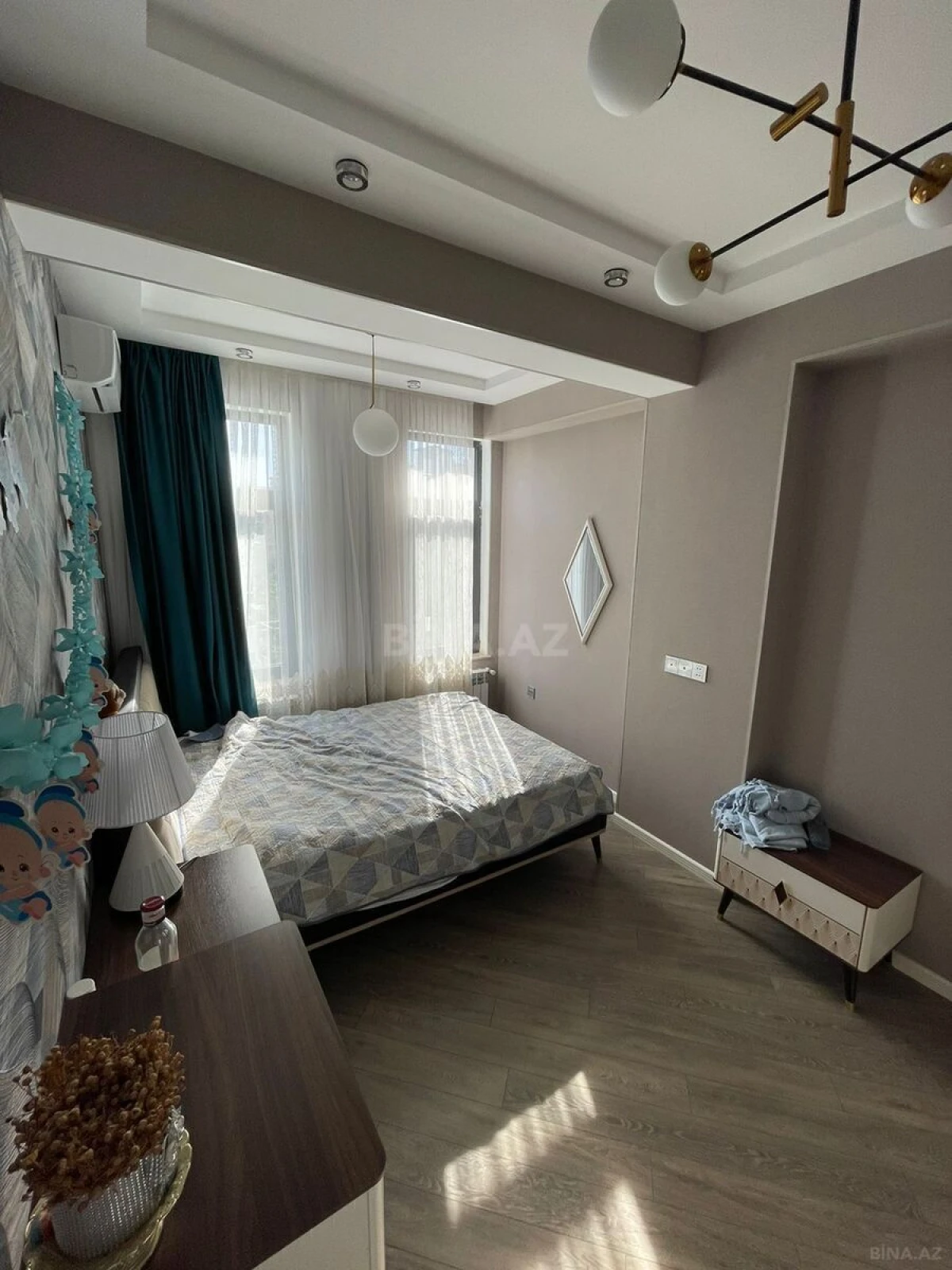 Satılır 3 otaqlı mənzil 90 m²