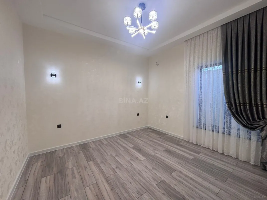 Satılır 4 otaqlı həyət evi 140 m²