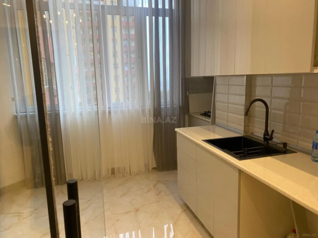 Satılır 3 otaqlı mənzil 103 m²