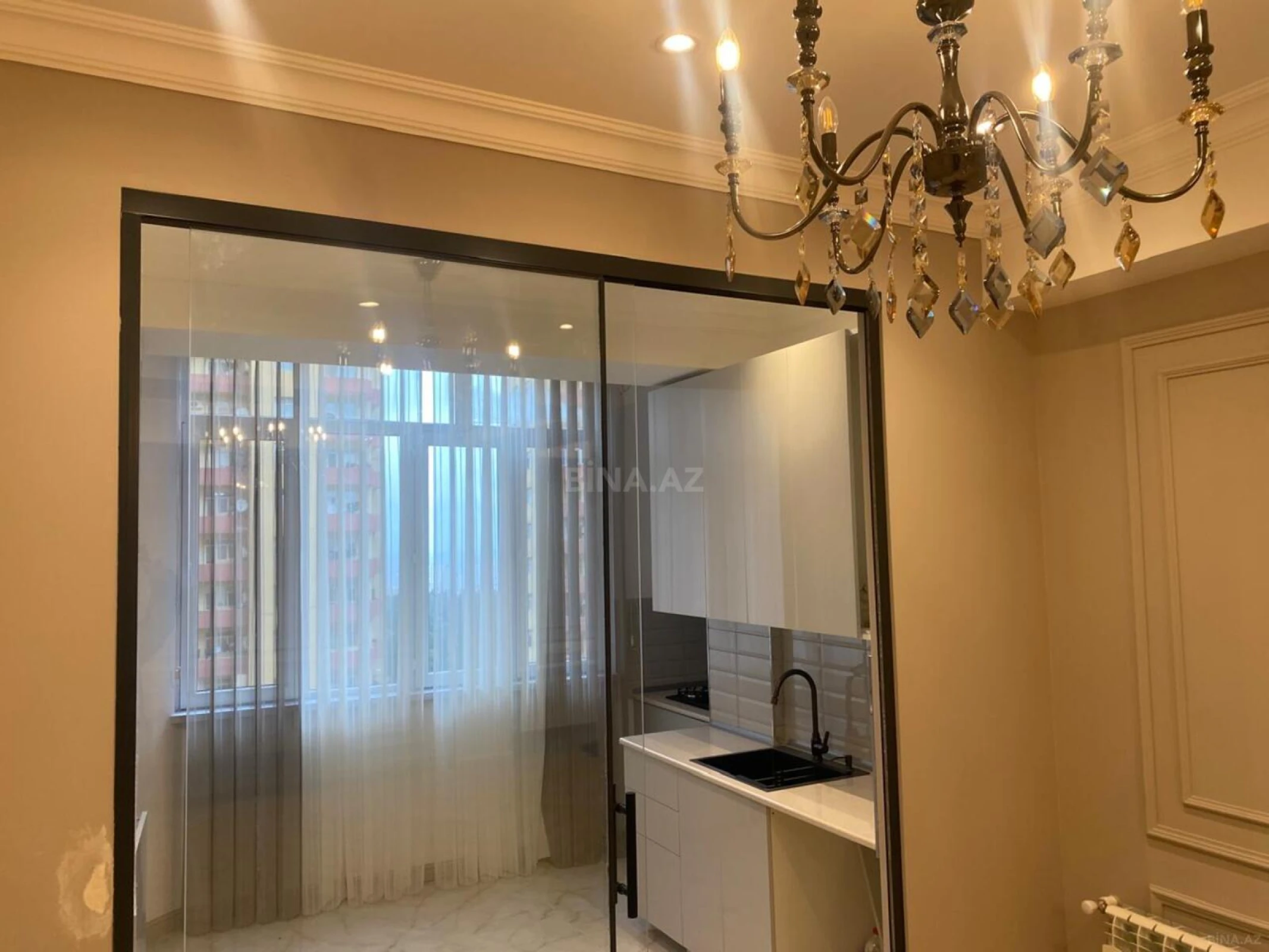 Satılır 3 otaqlı mənzil 103 m²
