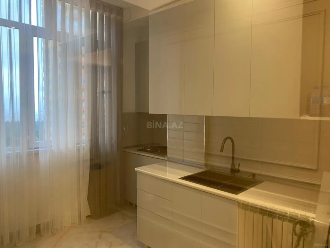 Satılır 3 otaqlı mənzil 103 m²