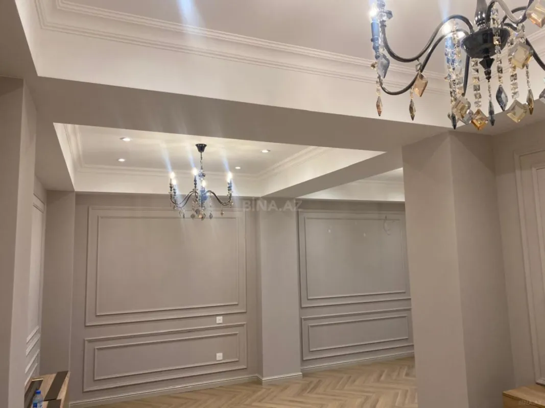 Satılır 3 otaqlı mənzil 103 m²