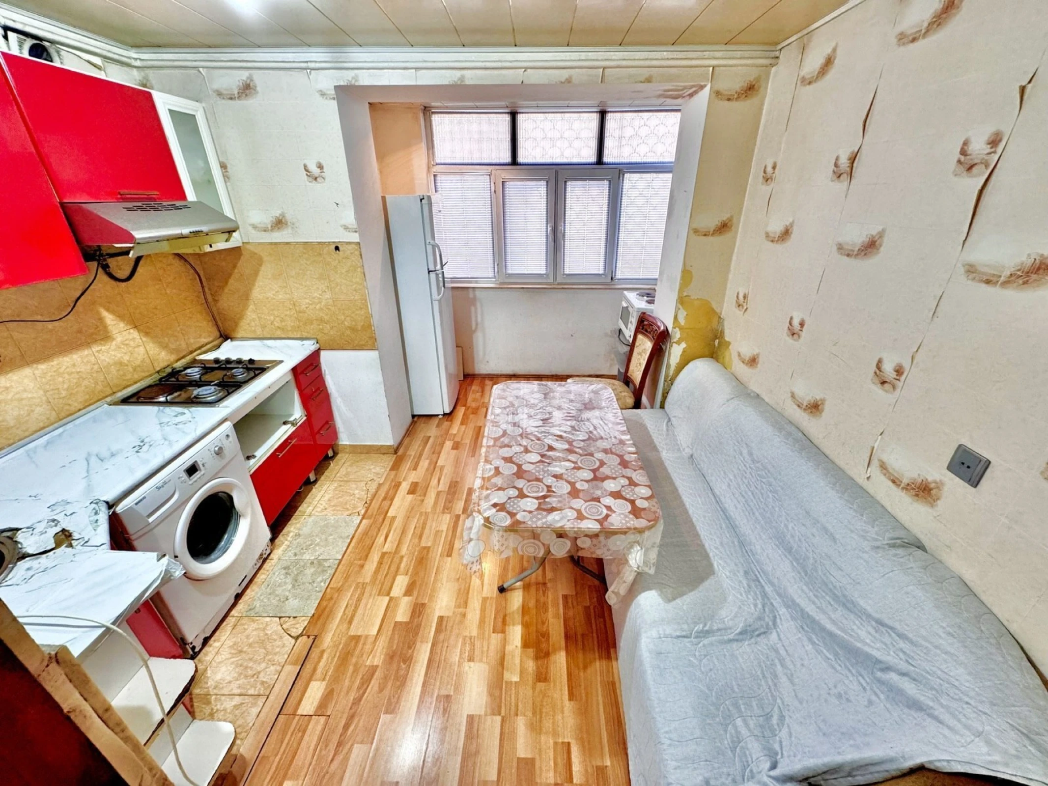 Satılır 2 otaqlı mənzil 55 m²