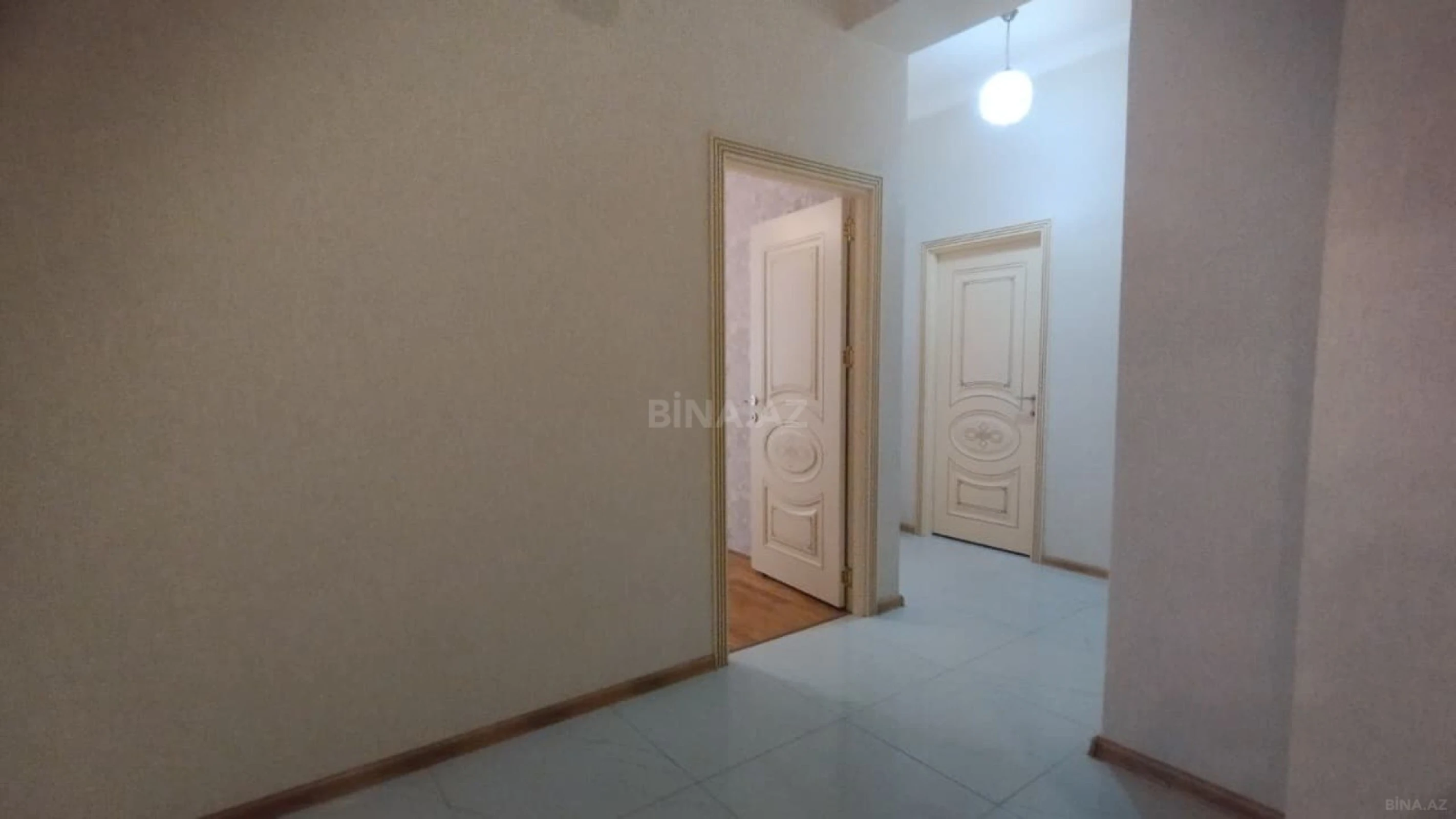 Kirayə verilir 3 otaqlı mənzil 110 m²