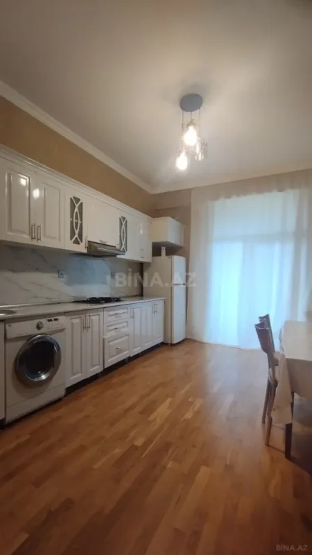 Kirayə verilir 3 otaqlı mənzil 110 m²