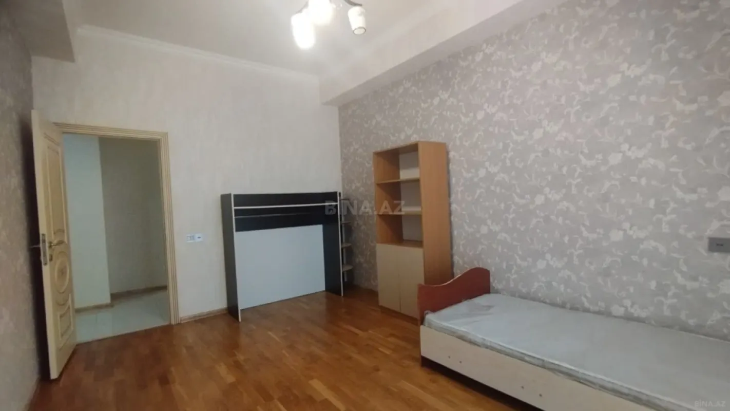 Kirayə verilir 3 otaqlı mənzil 110 m²