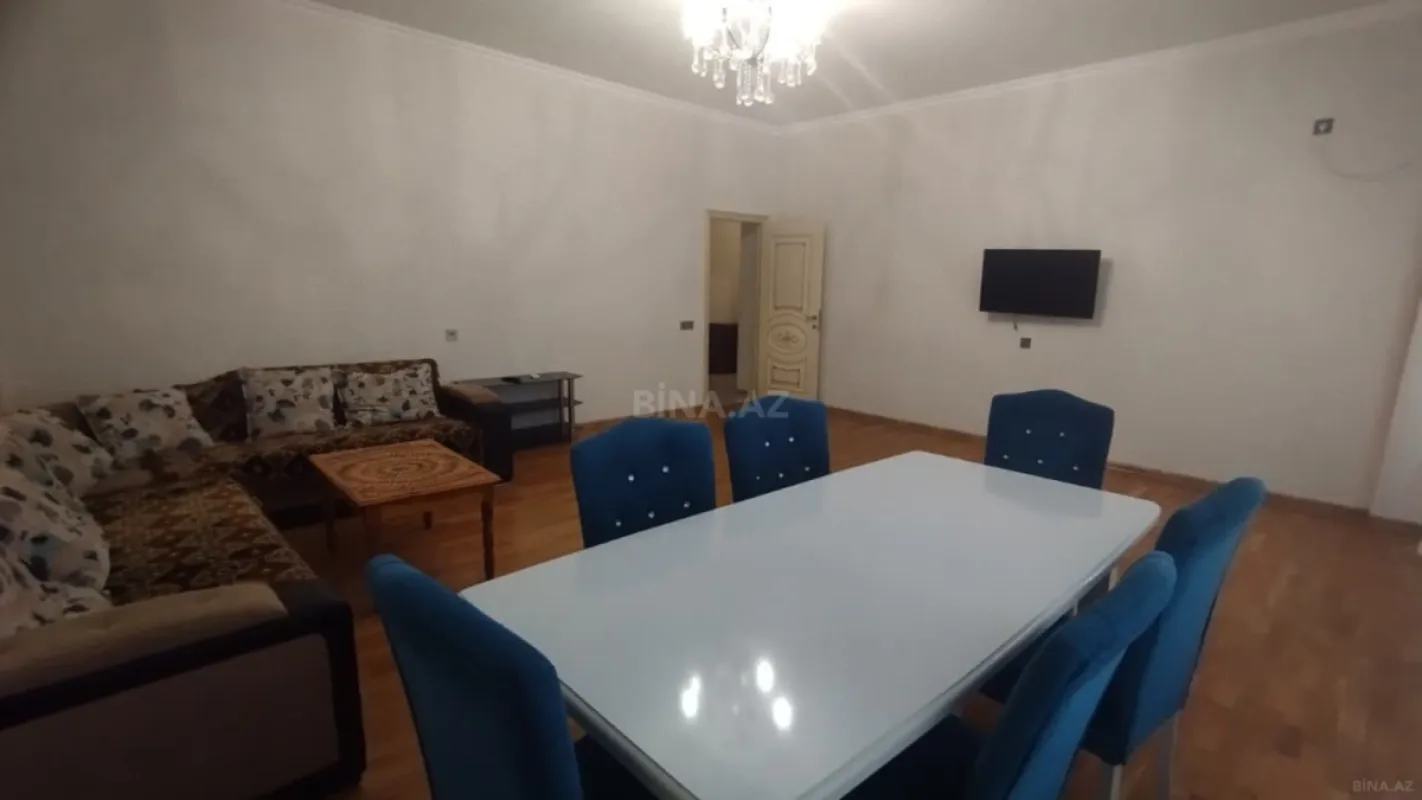 Kirayə verilir 3 otaqlı mənzil 110 m²