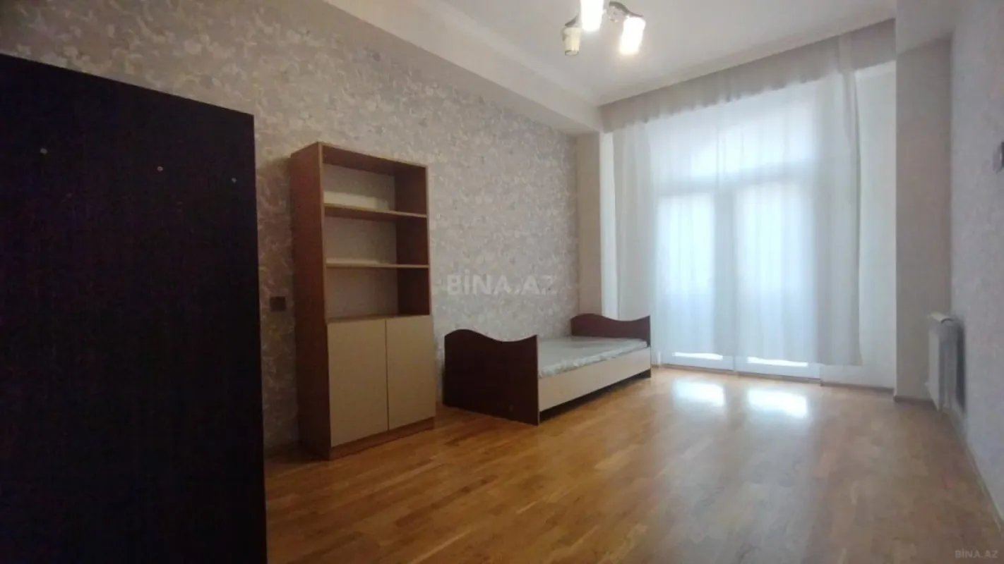 Kirayə verilir 3 otaqlı mənzil 110 m²