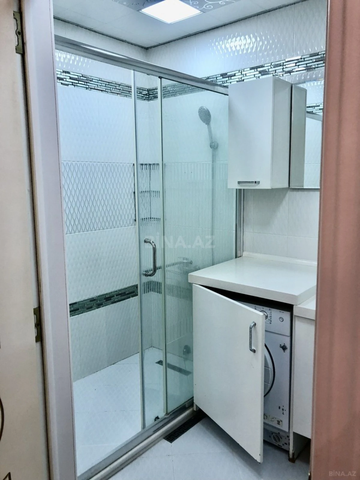 Kirayə verilir 3 otaqlı mənzil 125 m²
