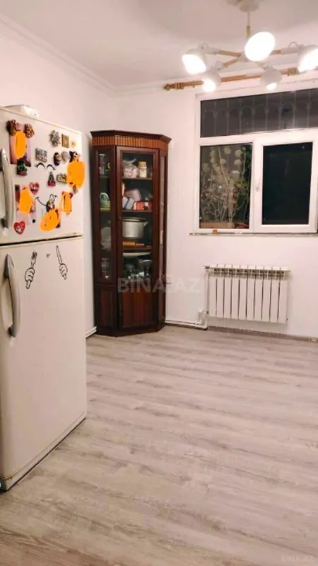 Satılır 5 otaqlı mənzil 115 m²