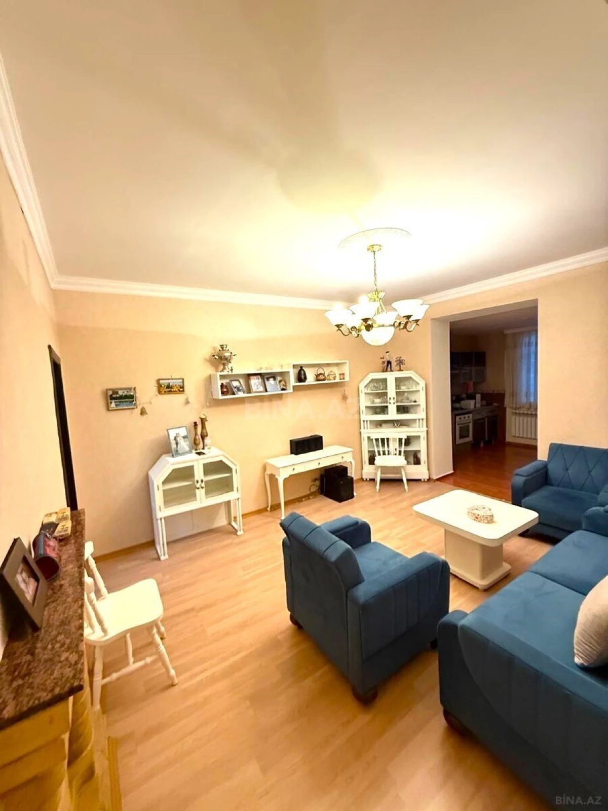 Satılır 5 otaqlı mənzil 115 m²