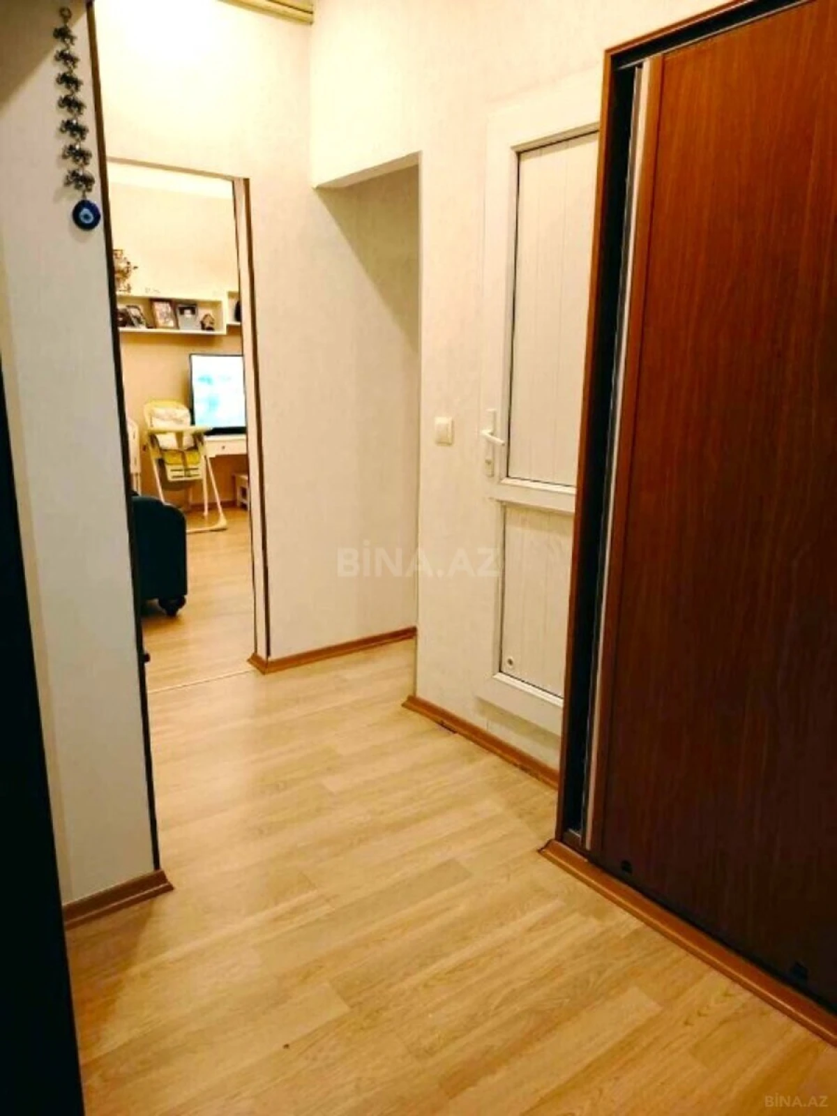 Satılır 5 otaqlı mənzil 115 m²