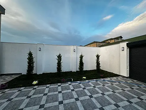 Satılır 4 otaqlı həyət evi 150 m²