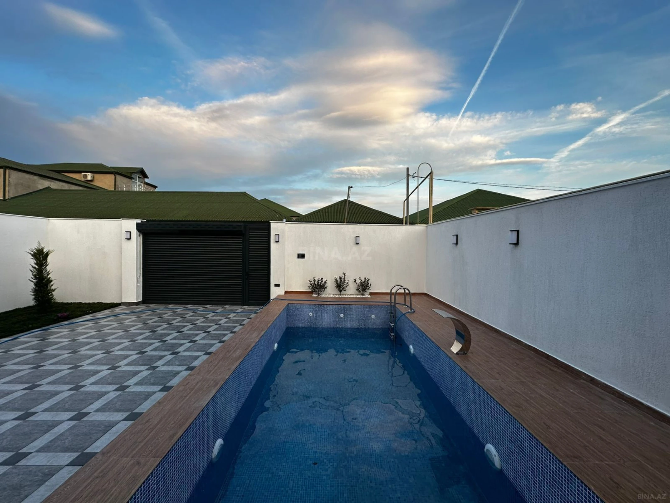 Satılır 4 otaqlı həyət evi 150 m²