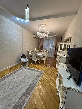 Satılır 3 otaqlı mənzil 106 m²