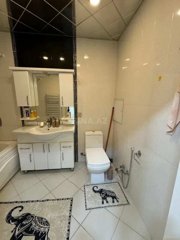 Satılır 3 otaqlı mənzil 106 m²