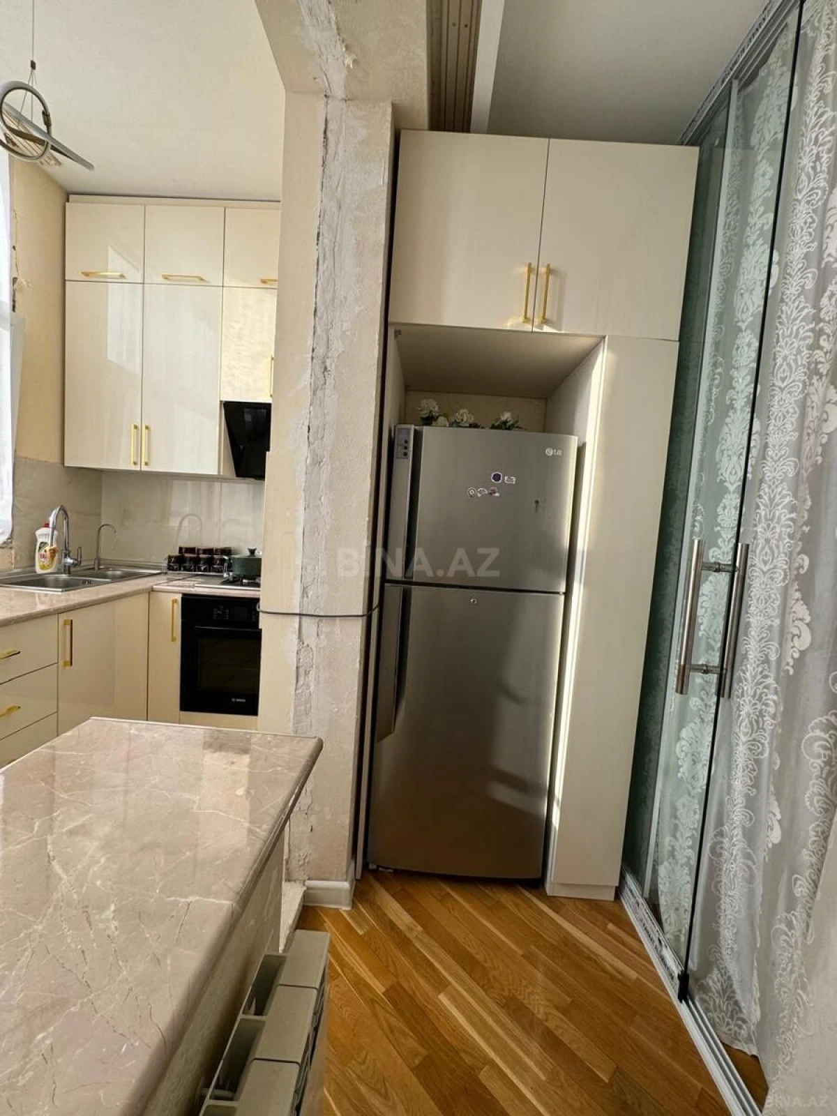 Satılır 3 otaqlı mənzil 106 m²