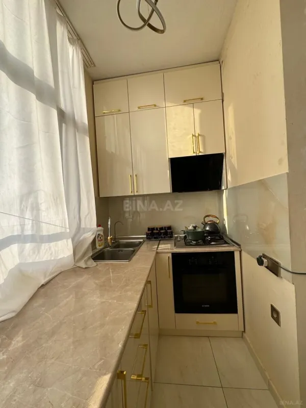 Satılır 3 otaqlı mənzil 106 m²