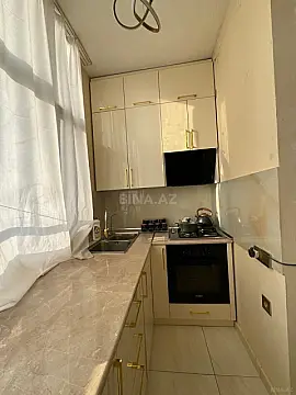 Satılır 3 otaqlı mənzil 106 m²