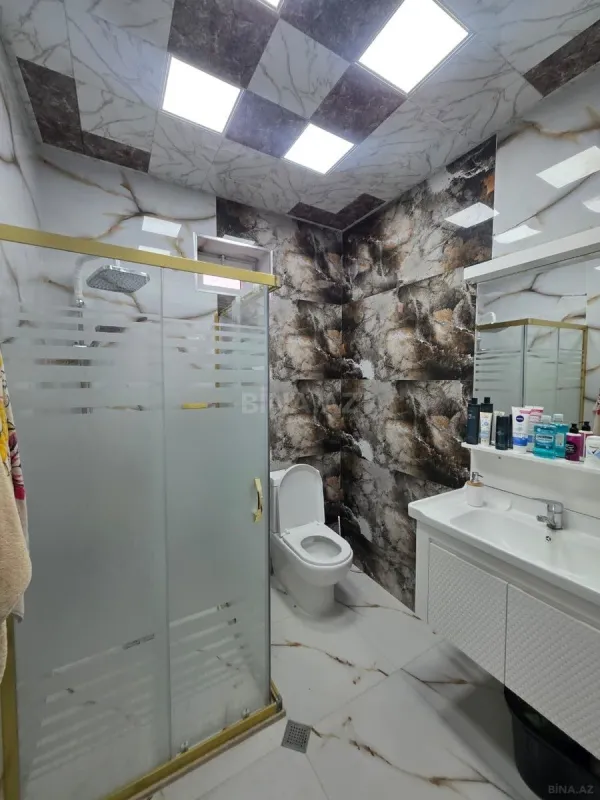 Satılır 4 otaqlı həyət evi 180 m²