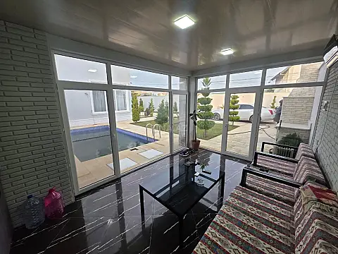 Satılır 4 otaqlı həyət evi 180 m²