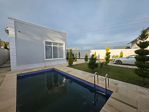 Satılır 4 otaqlı həyət evi 180 m²