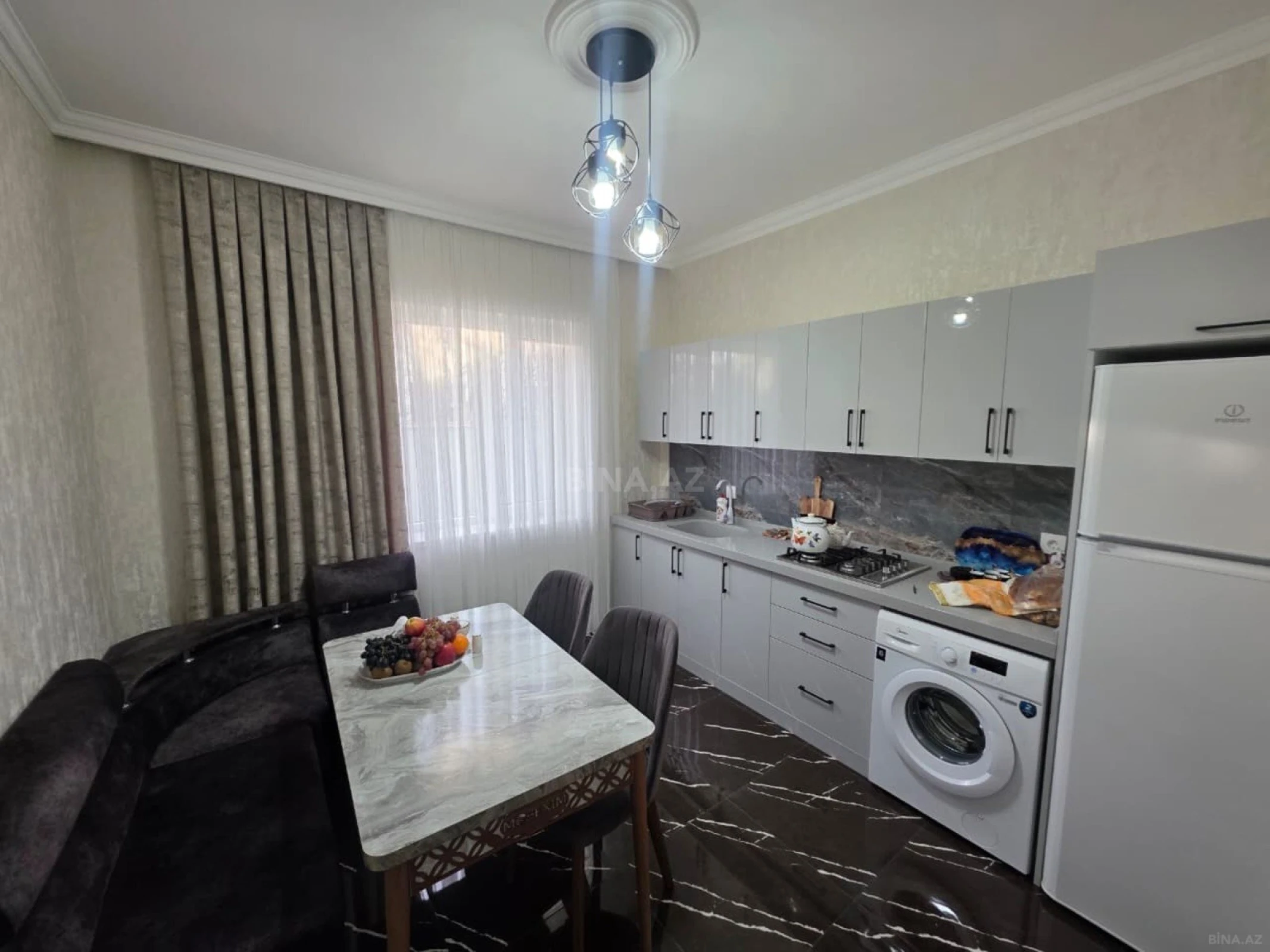 Satılır 4 otaqlı həyət evi 180 m²