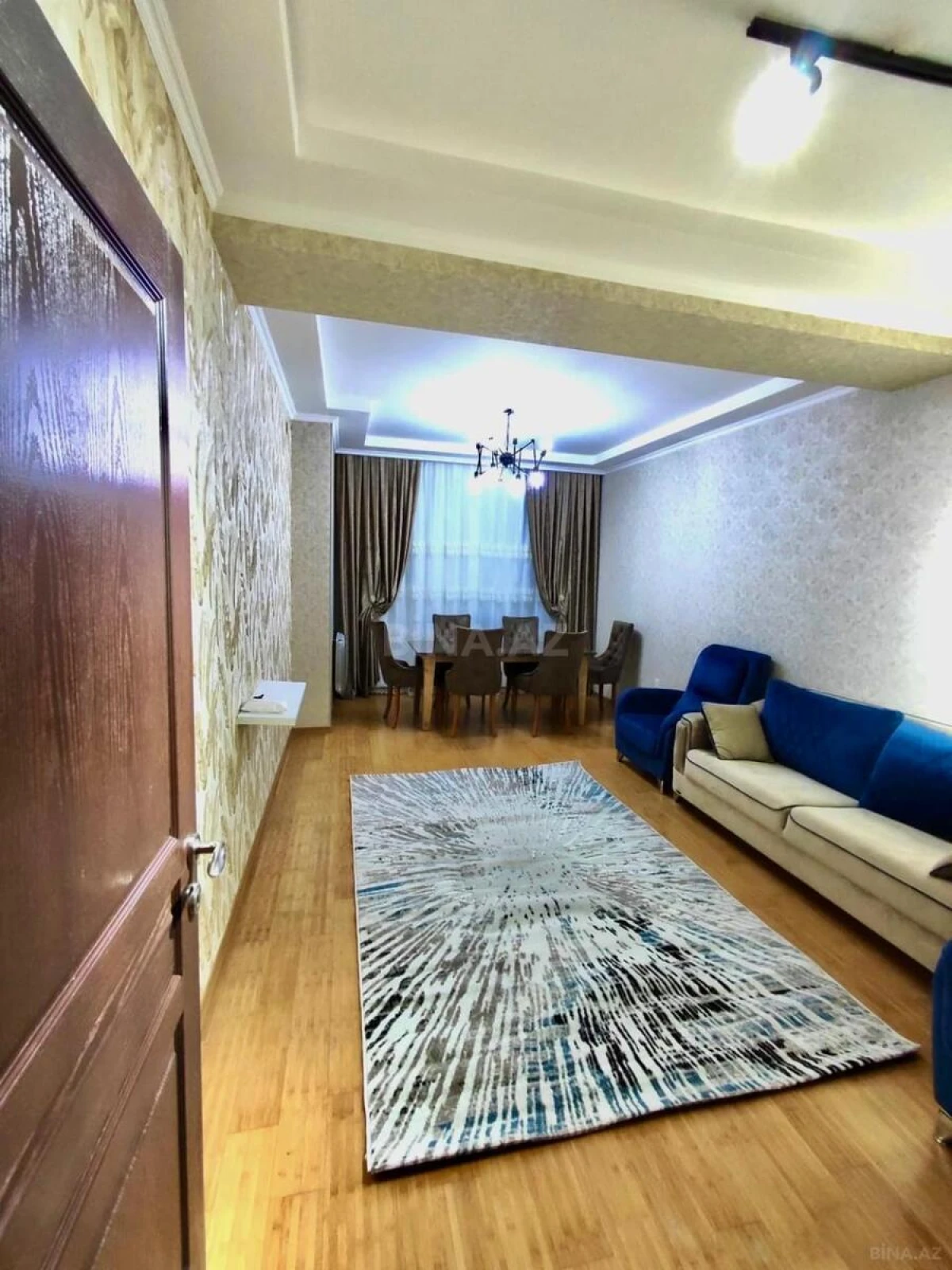 Kirayə verilir 2 otaqlı mənzil 70 m²