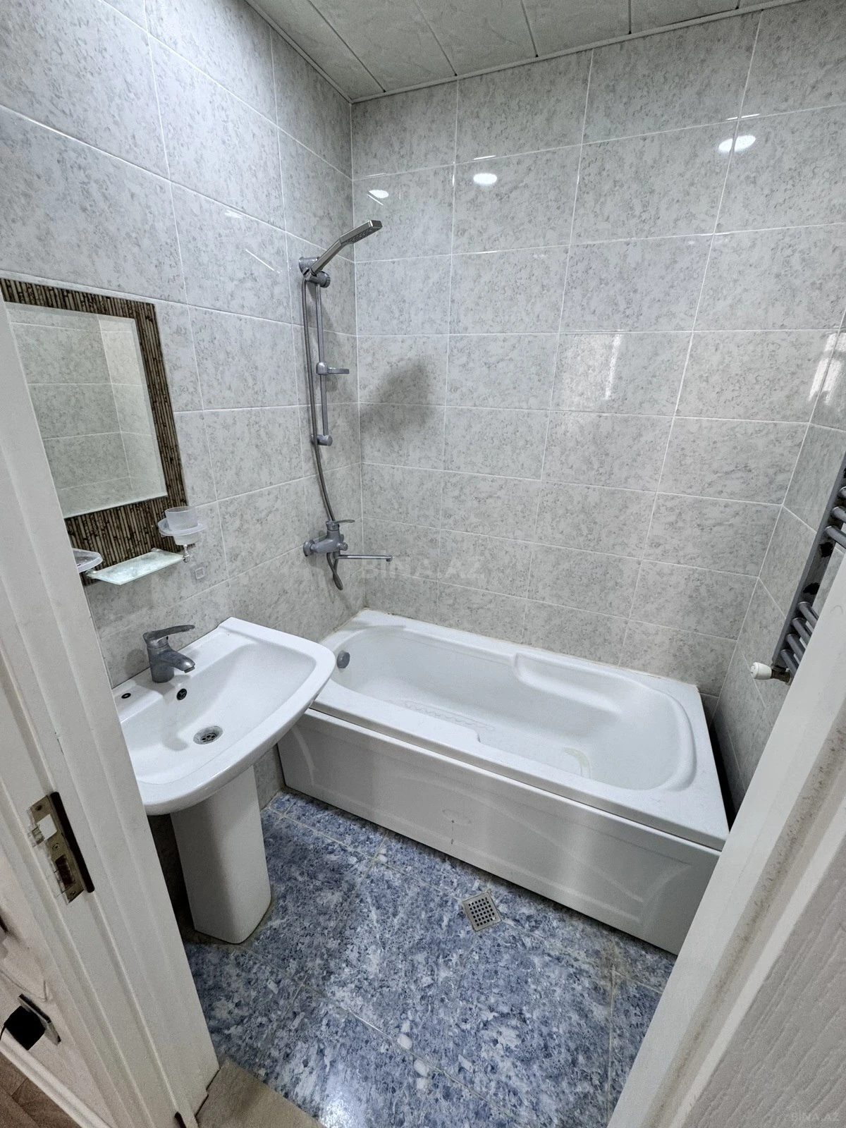 Satılır 3 otaqlı mənzil 85 m²