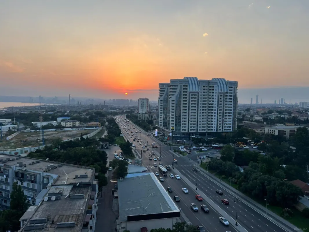 Satılır 3 otaqlı mənzil 120 m²