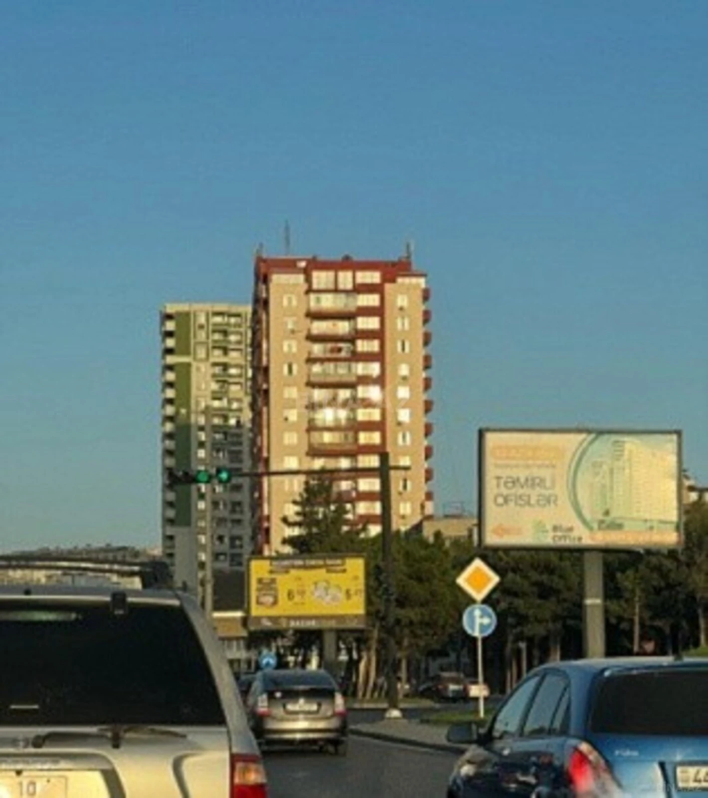 Satılır 3 otaqlı mənzil 120 m²