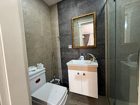 Satılır 3 otaqlı mənzil 151 m²