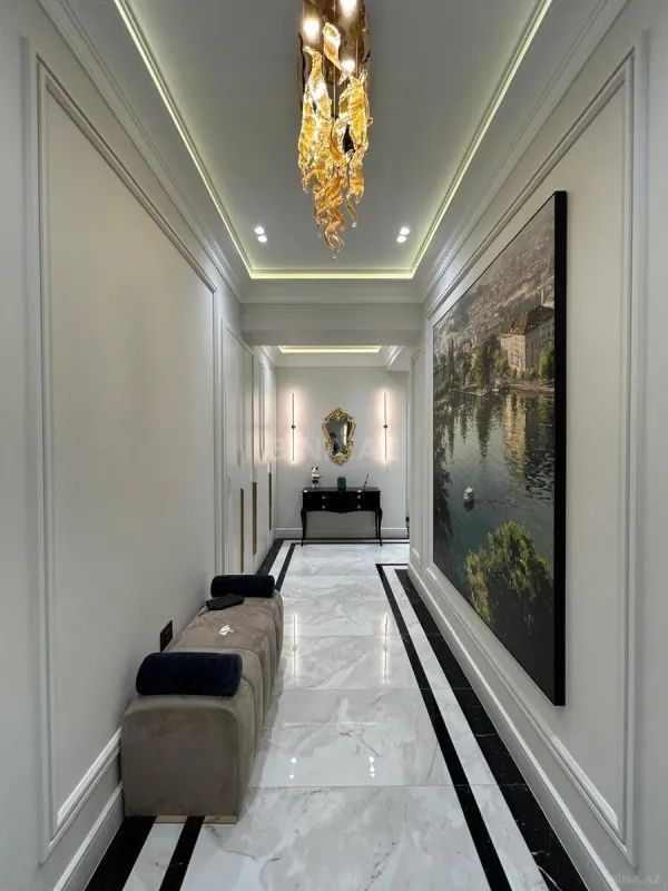 Satılır 4 otaqlı mənzil 140 m²