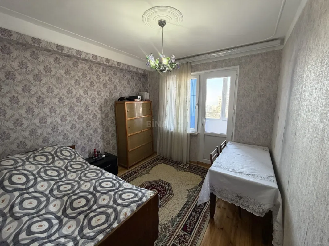 Satılır 3 otaqlı mənzil 90 m²