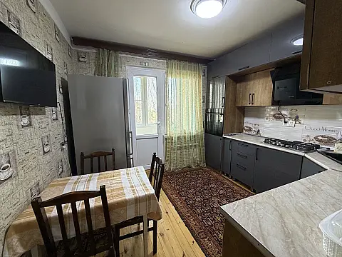 Satılır 3 otaqlı mənzil 90 m² — Bakı, Həzi Aslanov qəs. 3 otaq 90.00 m²